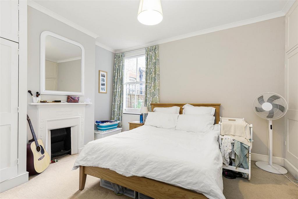 Bedroom1.jpg