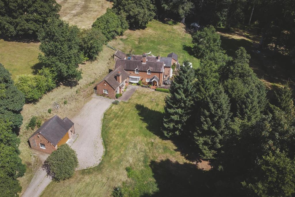 Lizard Lane, Tong, Shifnal 5 bed detached house £1,200,000
