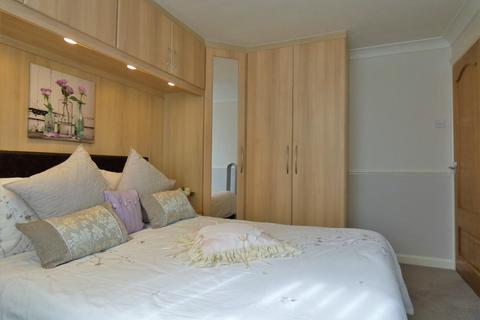 40 Pepper Hill, Northfleet, Gravesend, DA11 8EZ