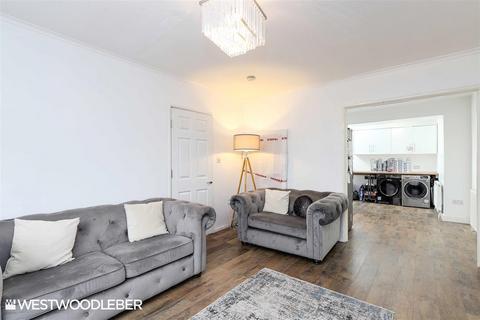 19 Landmead Road, Cheshunt, Waltham Cross, EN8 9HP