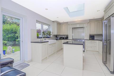 4 Ashbourne Road, Broxbourne, EN10 7DF
