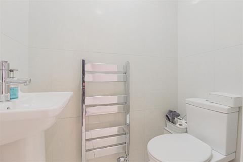 4 Ashbourne Road, Broxbourne, EN10 7DF