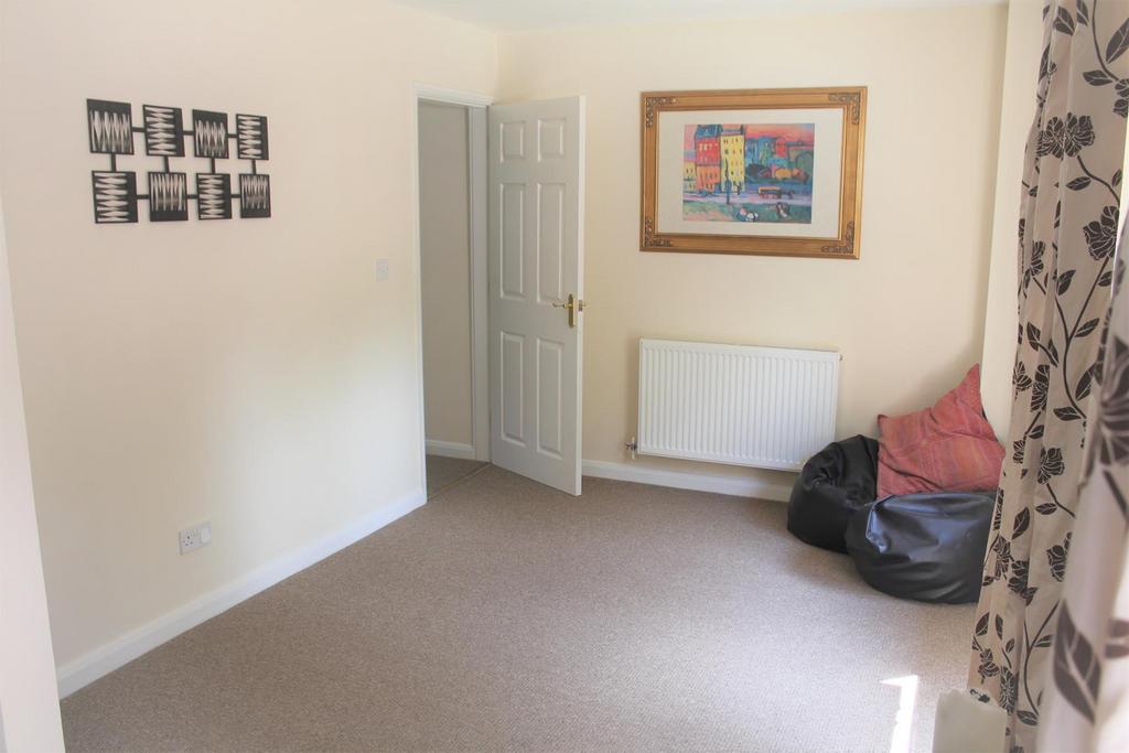 Dining area.JPG