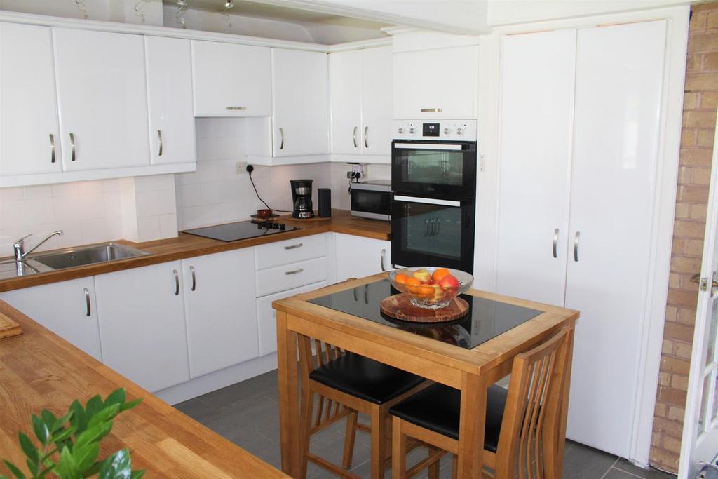 Amended Kitchen.jpg