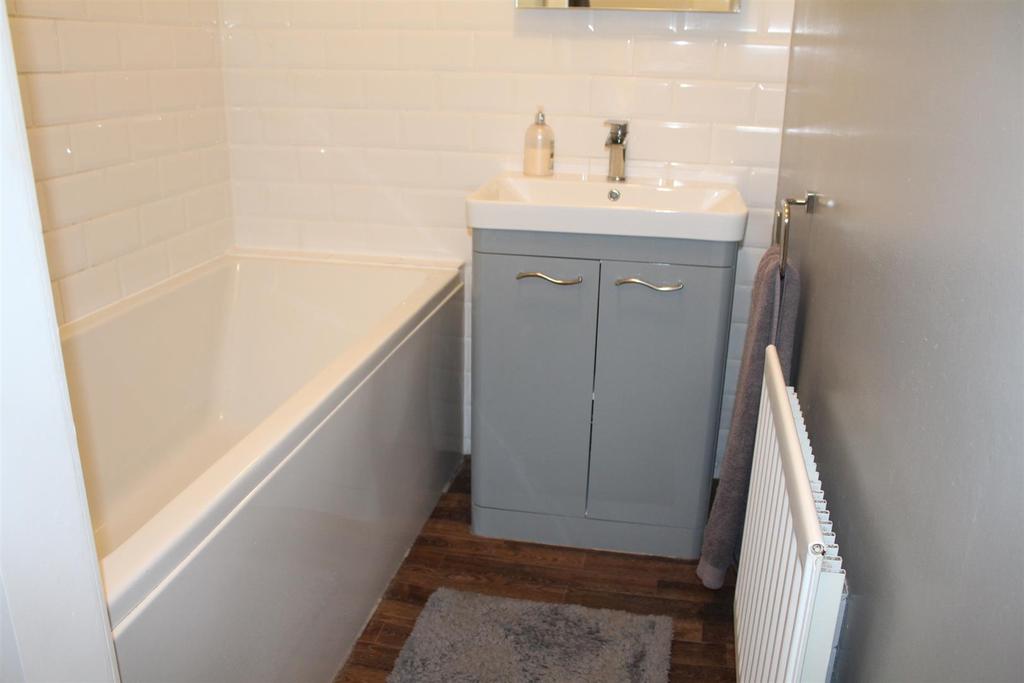 Bathroom.JPG
