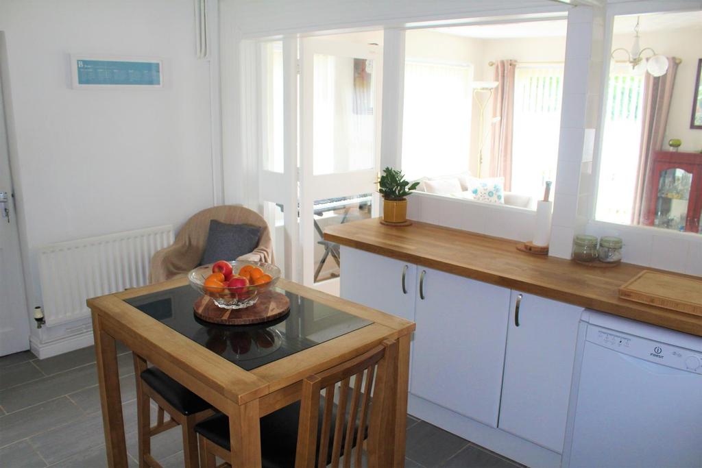 Amended Kitchen 2.jpg