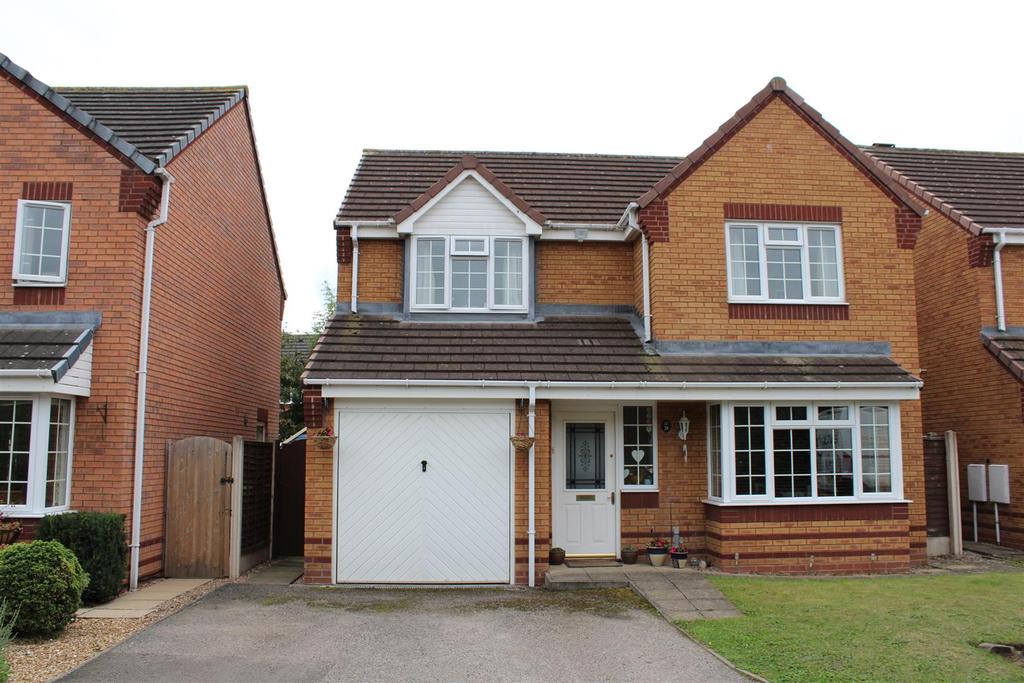 Warwick Way, Leegomery, Telford 4 bed detached house for sale £337,500