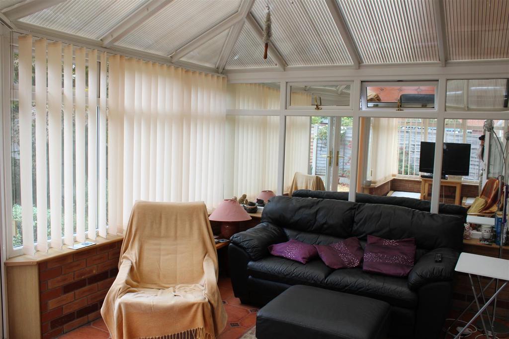 28 Conservatory.jpg