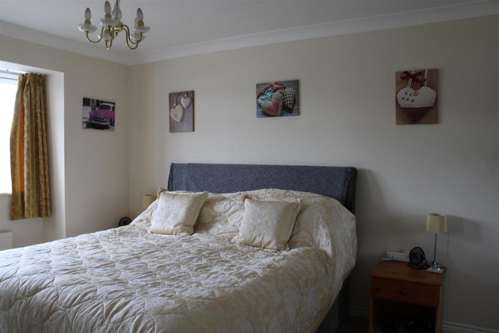 28 Bedroom 1.jpg