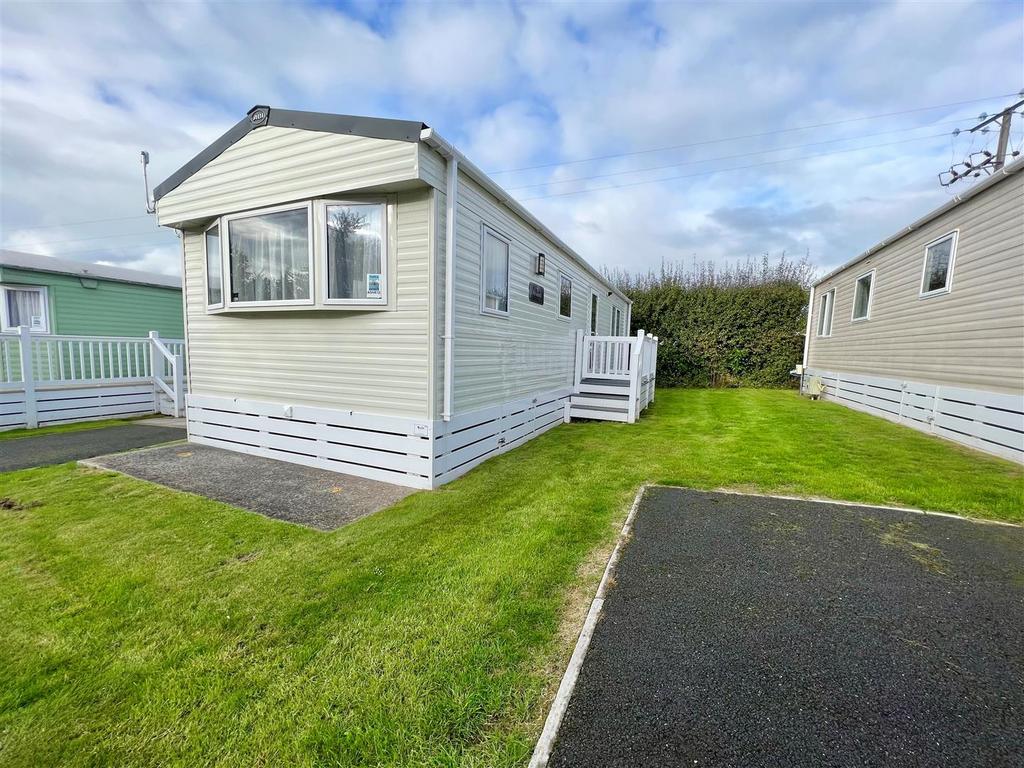 Braunton Road, Ashford, Barnstaple 2 bed park home for sale £49,000