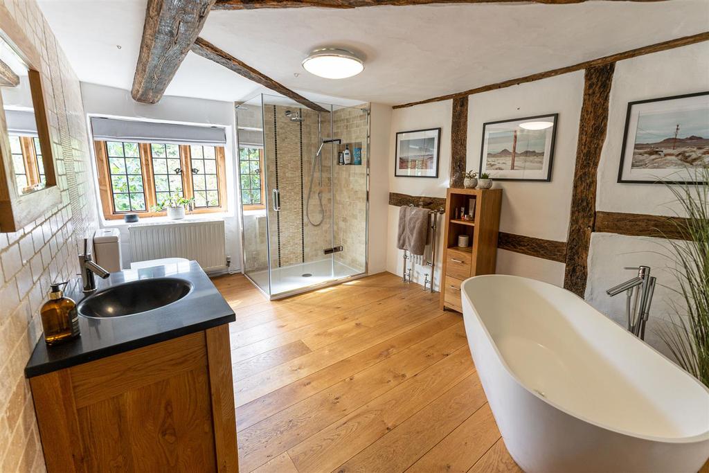 Bank Farm - by Ralph Media Group 01744.jpg