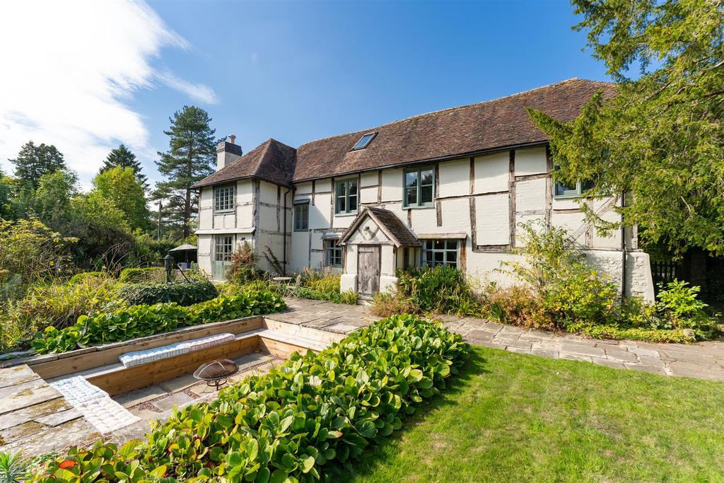 Bank Farm - by Ralph Media Group 01789.jpg