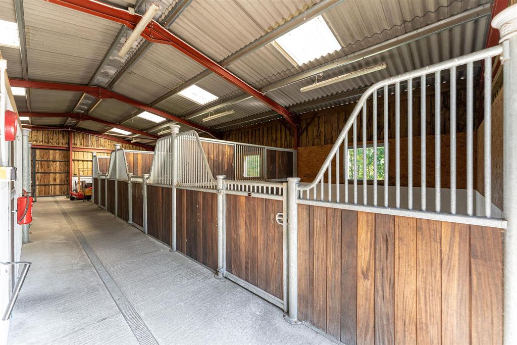 Bank Farm - by Ralph Media Group 01795.jpg