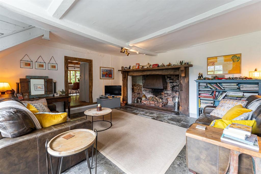 Bank Farm - by Ralph Media Group 01733.jpg