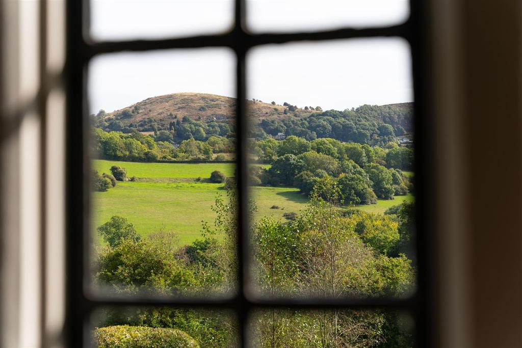 Bank Farm - by Ralph Media Group 01757.jpg