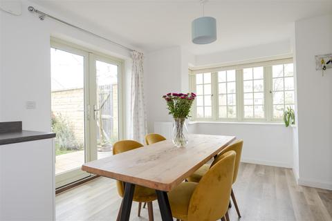 10 Valetta Way, Moreton-in-marsh, GL56 0FG