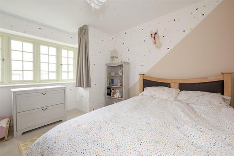 10 Valetta Way, Moreton-in-marsh, GL56 0FG