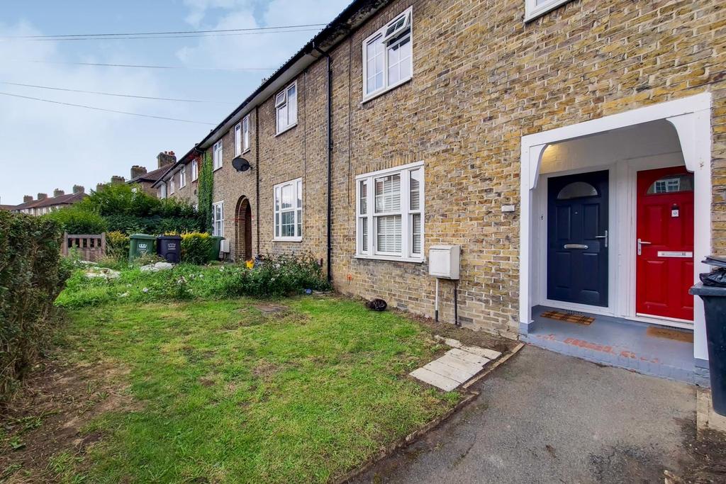 1 Front Garden-0.jpg