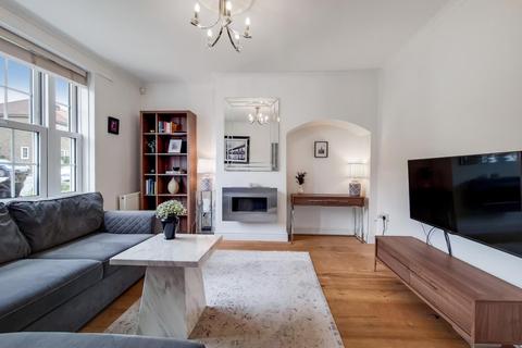 163 Capstone Road, Bromley, BR1 5NQ
