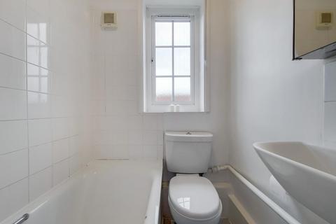 163 Capstone Road, Bromley, BR1 5NQ
