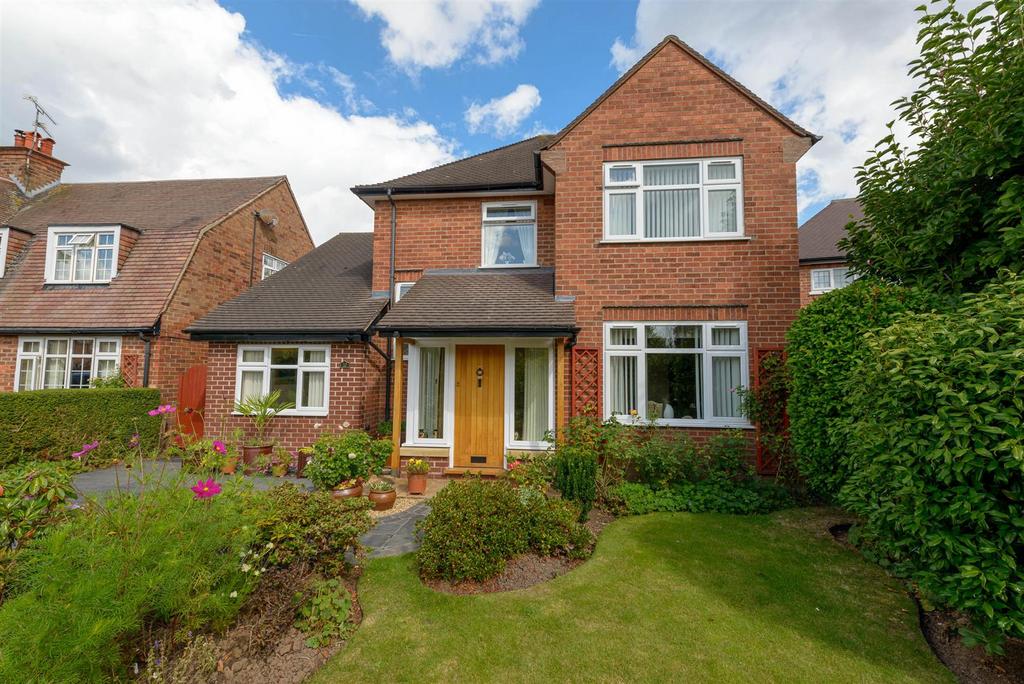Mount Drive, Nantwich 4 bed detached house £625,000