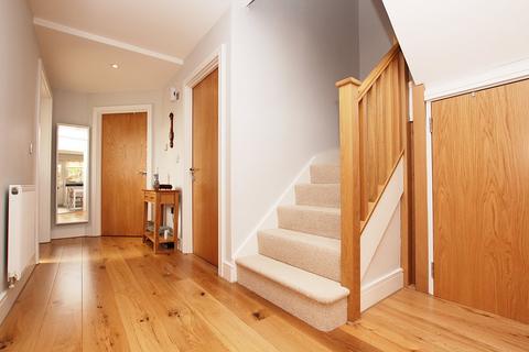 1 Beacon Close, Shefford, SG17 5ZE