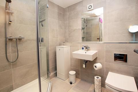 1 Beacon Close, Shefford, SG17 5ZE