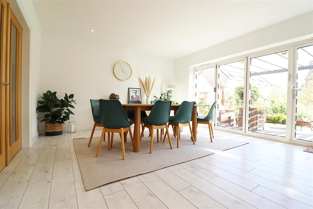 Westgate, North Cave, Brough 5 bed detached house £499,950