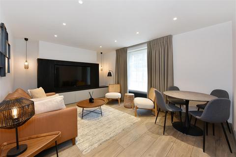 2 bedroom flat for sale, Walton Street, Knightsbridge SW3