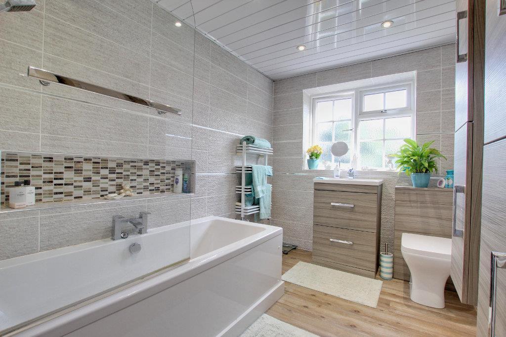 Bathroom/w.c.