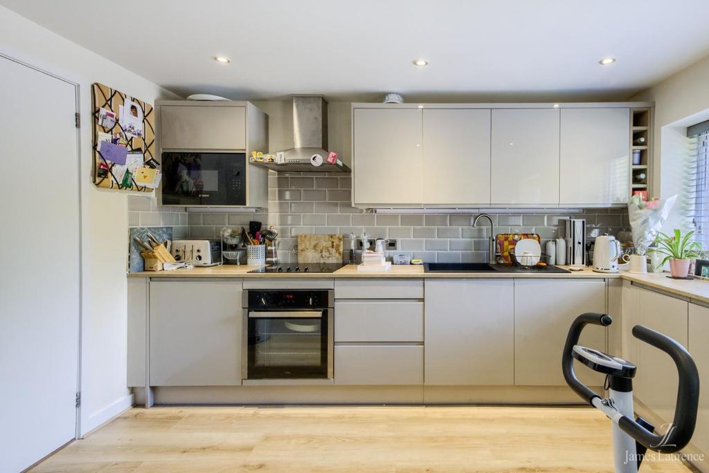 Annexe - Kitchen Area 2