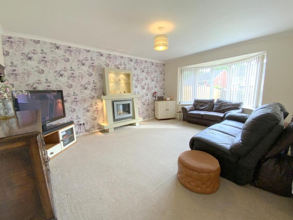 Priory Road, Grimsby 3 bed detached bungalow for sale £225,000