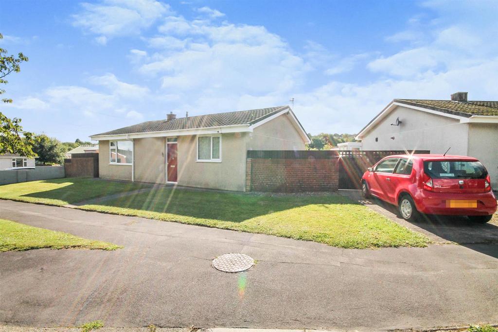 Ty Isaf, Penyrheol, Caerphilly 3 bed detached bungalow £269,950