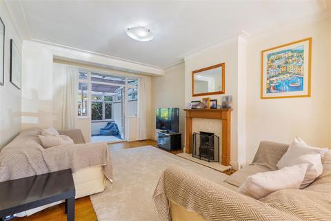 67 Hazon Way, Epsom, KT19 8HG