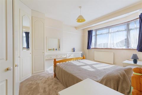67 Hazon Way, Epsom, KT19 8HG