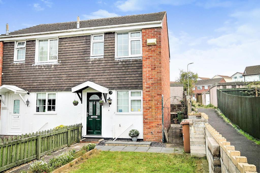 Pen Y Cae, Caerphilly 2 bed end of terrace house £165,000