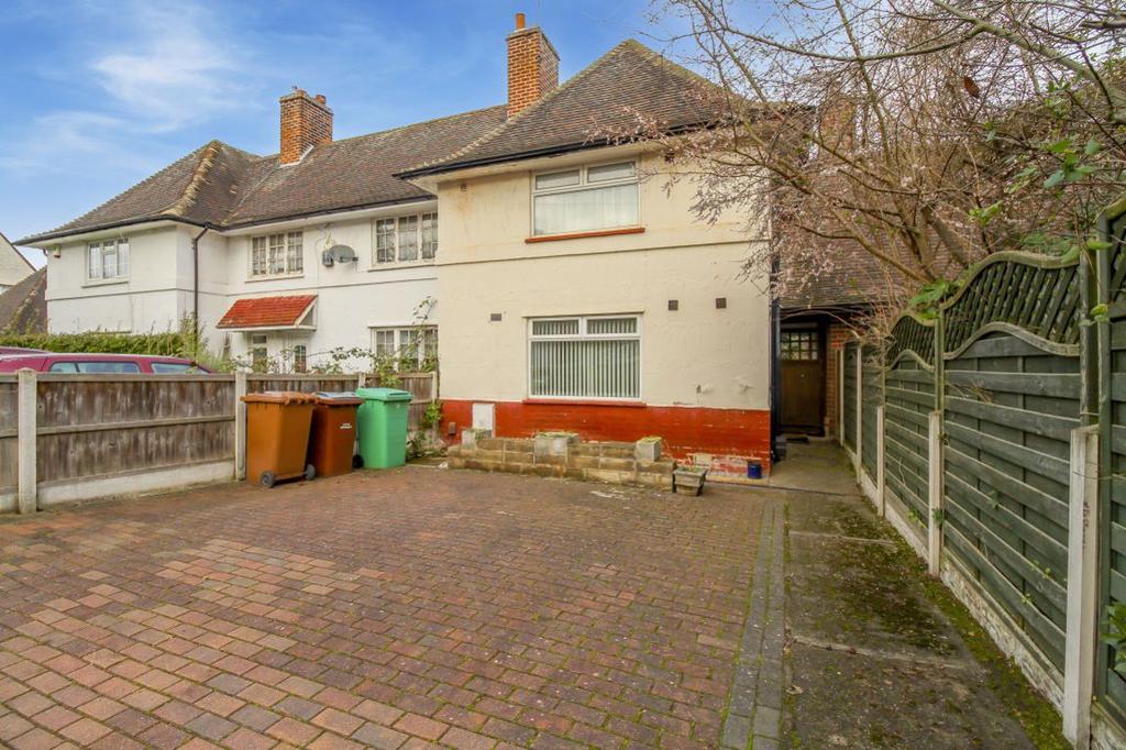 Sutton Passeys Crescent, Wollaton... 3 bed terraced house £995 pcm (£