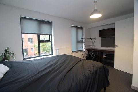 27 Dun Fields, Sheffield, S3 8AY