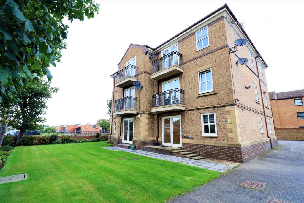 Hamilton Grove, Redcar, TS10 2 bed apartment £550 pcm (£127 pw)
