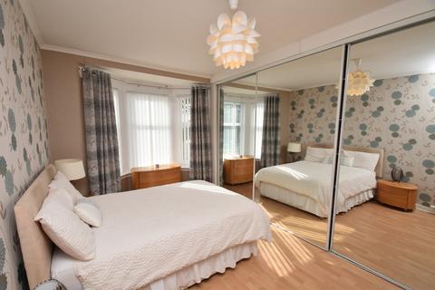 Flat 0/2, 18 Carnock Road, Glasgow, G53 5JJ