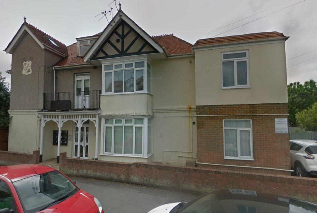 Grand Avenue, Southbourne 1 bed flat £800 pcm (£185 pw)