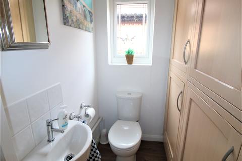33 Southview Drive, Upminster, RM14 2LL