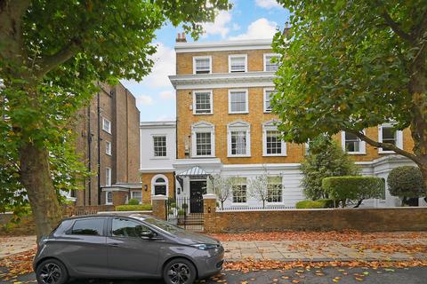 2 bedroom flat for sale, Hamilton Terrace, London, NW8.