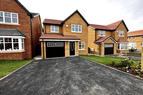 3 bedroom detached house to rent, Pendle Close, Meadow gate, Thornton-Cleveleys, Lancashire, FY5