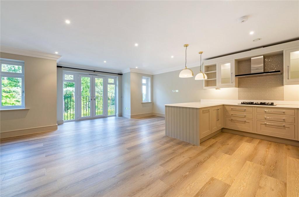 Living/Dining Room