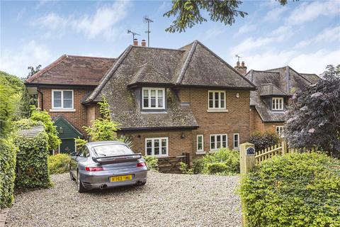 3 bedroom semi-detached house for sale, Wendover Drive, Welwyn, Hertfordshire