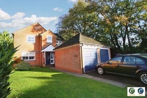 4 bedroom detached house for sale - Pool Meadow Close,Rugeley,WS15 2FN