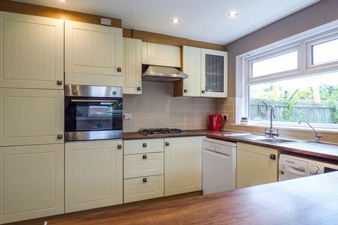 2 bedroom bungalow for sale - Green Lane, Morpeth, Northumberland, NE61 2HD
