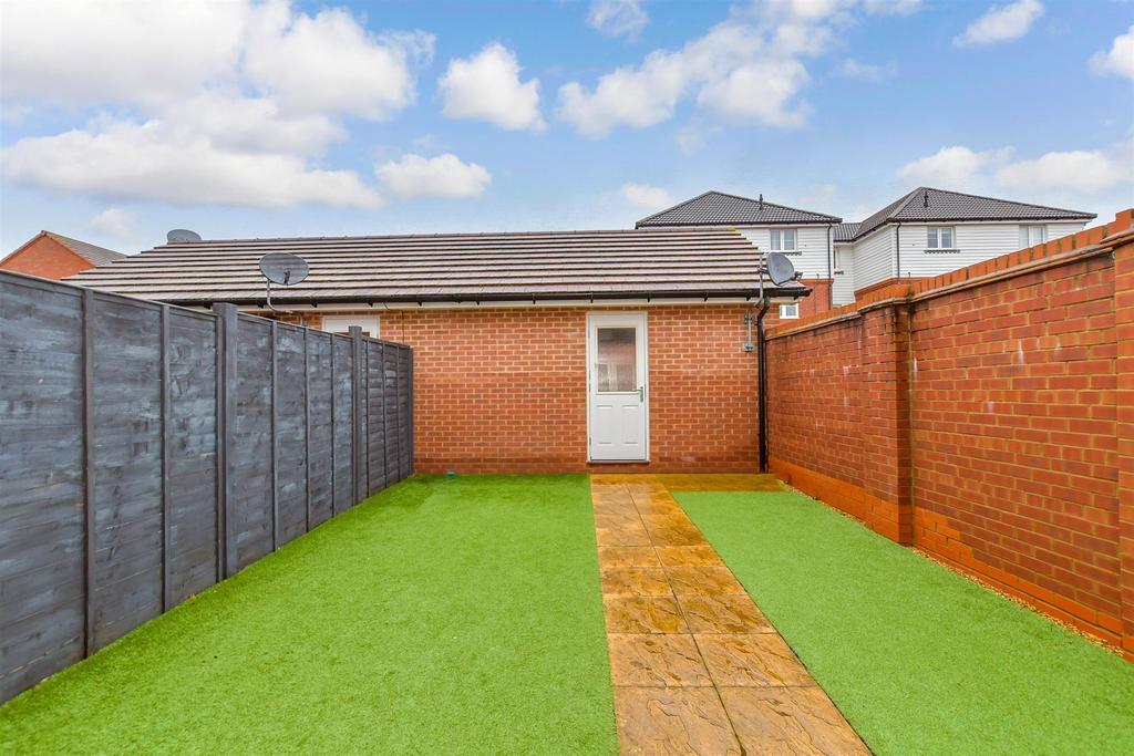 Normandy Road, Fareham, Hampshire 4 bed townhouse for sale £450,000