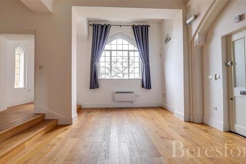 2 bedroom apartment to rent, Tudor Court, The Galleries, CM14